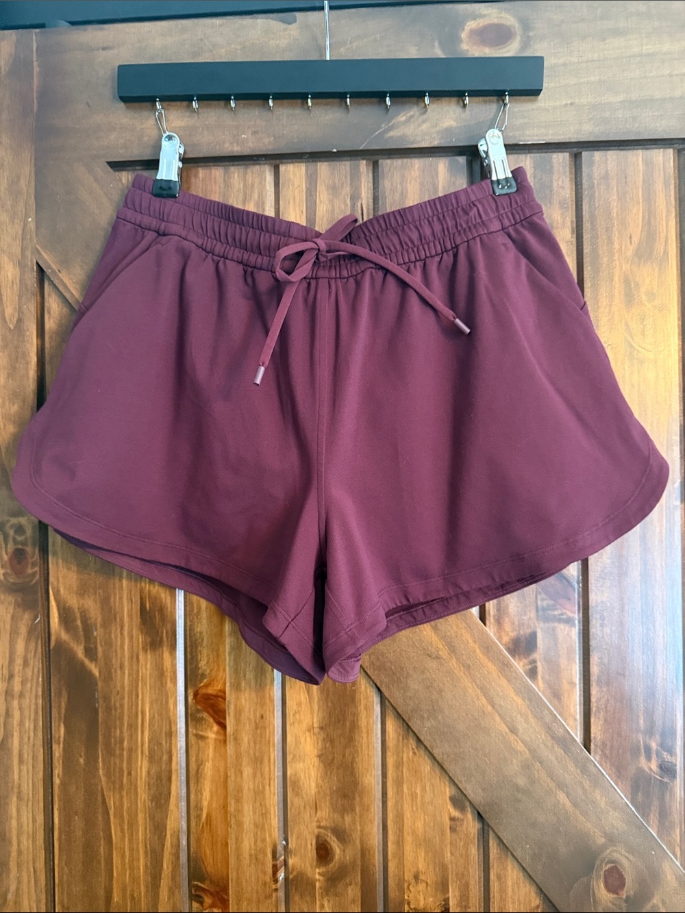 Lululemon size Med women's shorts